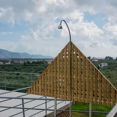 Guarda L'orizzonte וילה *