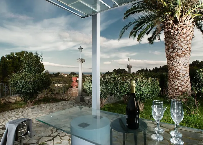 Guarda L'orizzonte Villa